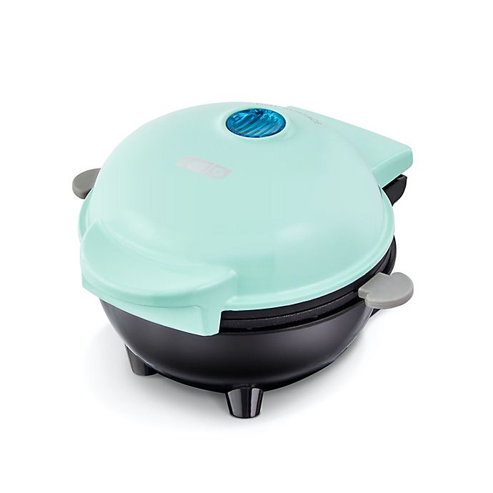 Mini Bundt DASH Cake Maker